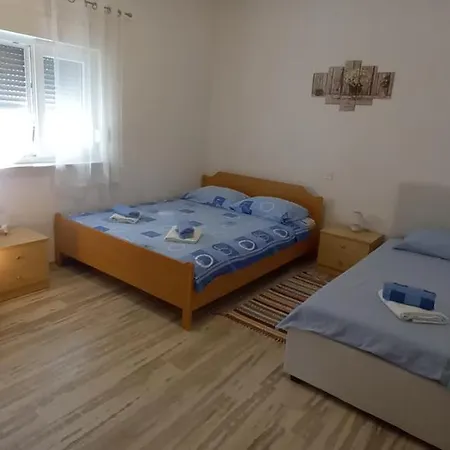 Loni Zadar